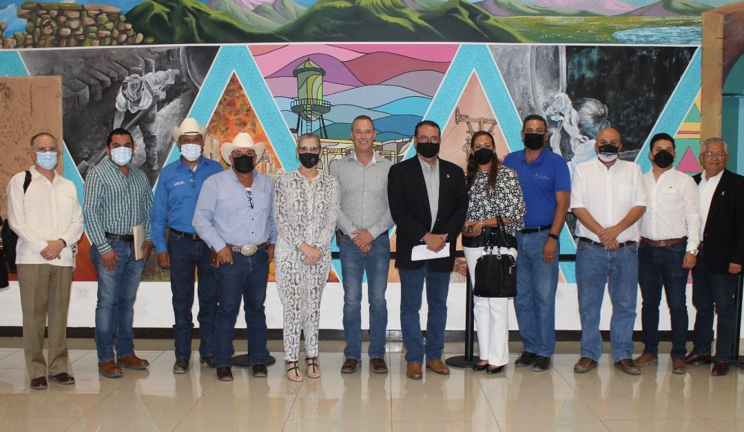Firma JCAS convenios para abastecer agua potable a municipios
