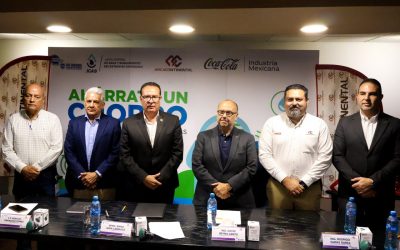Inician JCAS y Arca Continental entrega de 30 mil regaderas ecológicas