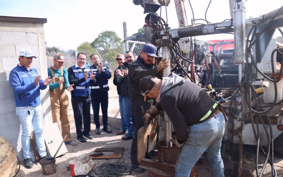 Inicia Gobierno del Estado eq uipamiento de pozo en San José Baqueachi, municipio de Guerrero