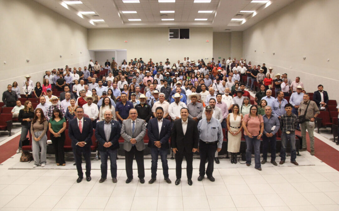 Imparte titular de la JCAS conferencia “Riego Regenerativo y Recuperación de Acuíferos” 