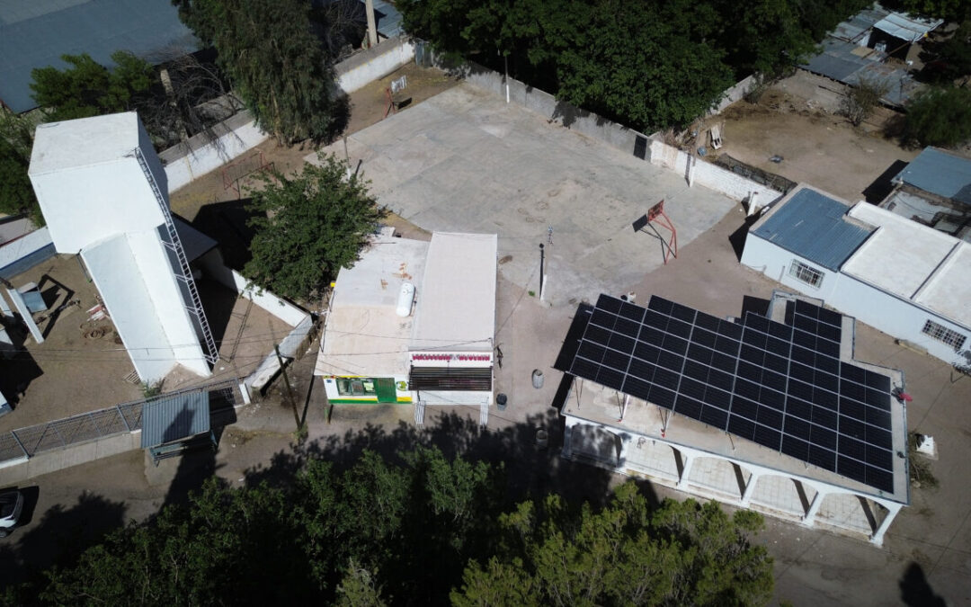 Entrega JCAS y JMAS Meoqui paneles solares y maquinaria en Estación Consuelo